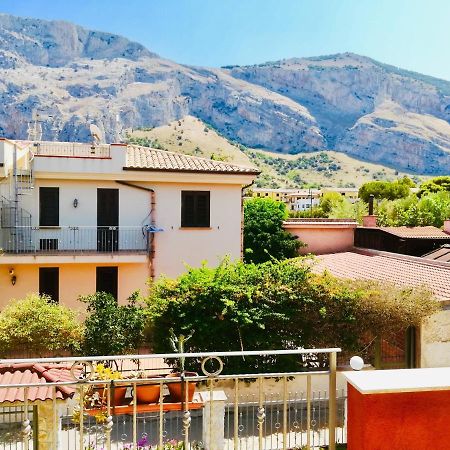 Casa Vacanze Isolotto イーゾラ・デッレ・フェンミネ エクステリア 写真