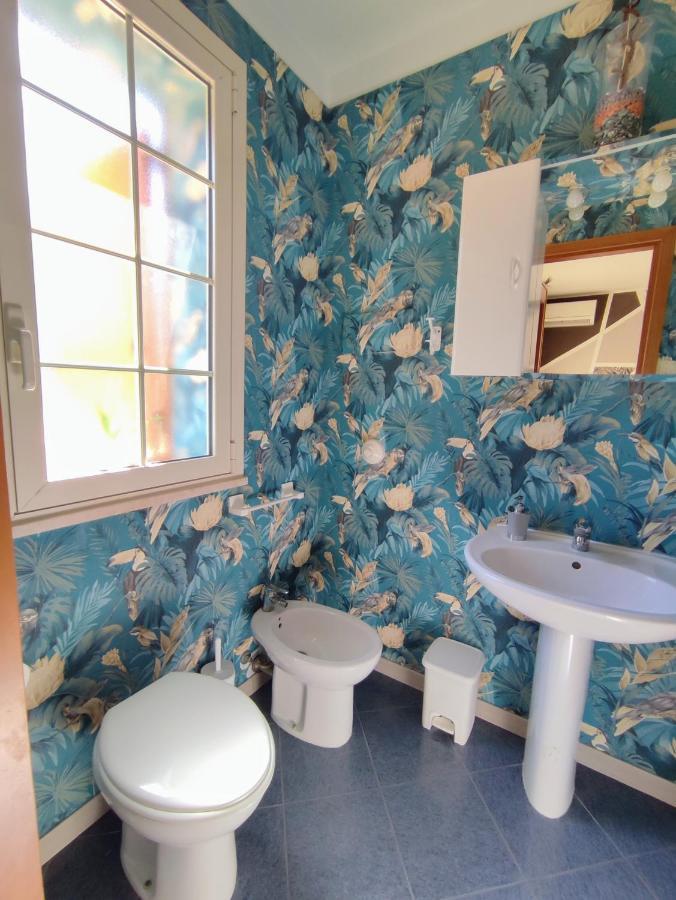 Casa Vacanze Isolotto イーゾラ・デッレ・フェンミネ エクステリア 写真
