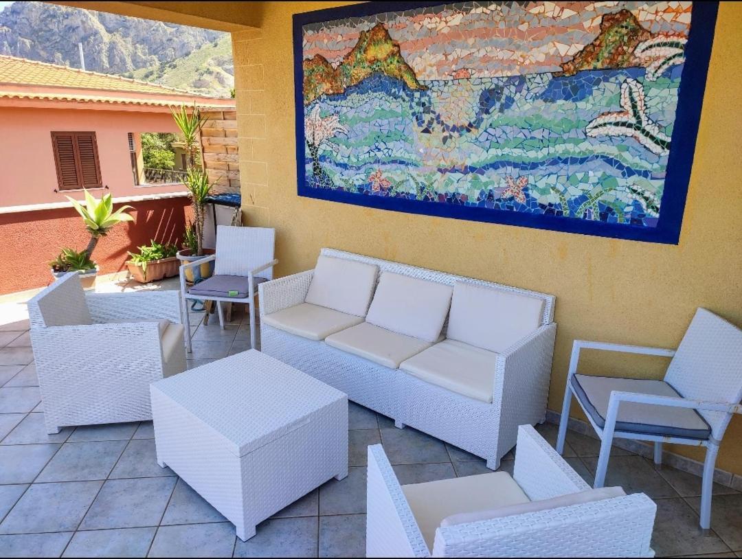 Casa Vacanze Isolotto イーゾラ・デッレ・フェンミネ エクステリア 写真