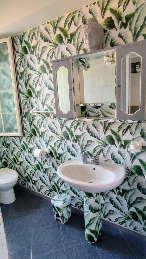 Casa Vacanze Isolotto イーゾラ・デッレ・フェンミネ エクステリア 写真