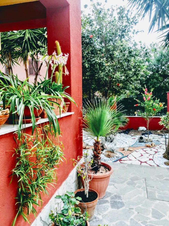 Casa Vacanze Isolotto イーゾラ・デッレ・フェンミネ エクステリア 写真